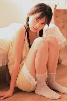 宝宝下面都拉丝了H